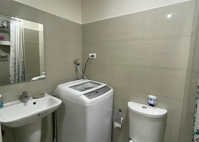 Shore 2 Residences Near Moa, Naia, Pitx Apartment