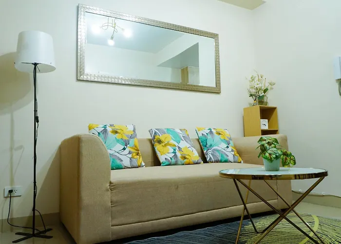 Shore 2 Residences Near Moa, Naia, Pitx Apartment *